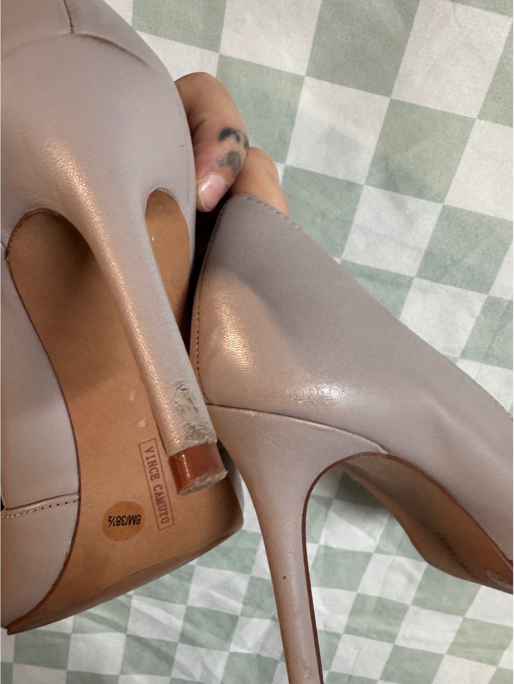 Vince Camuto Women's 8M Pointed Toe High Heel Pumps in Taupe - Picture 7 of 10